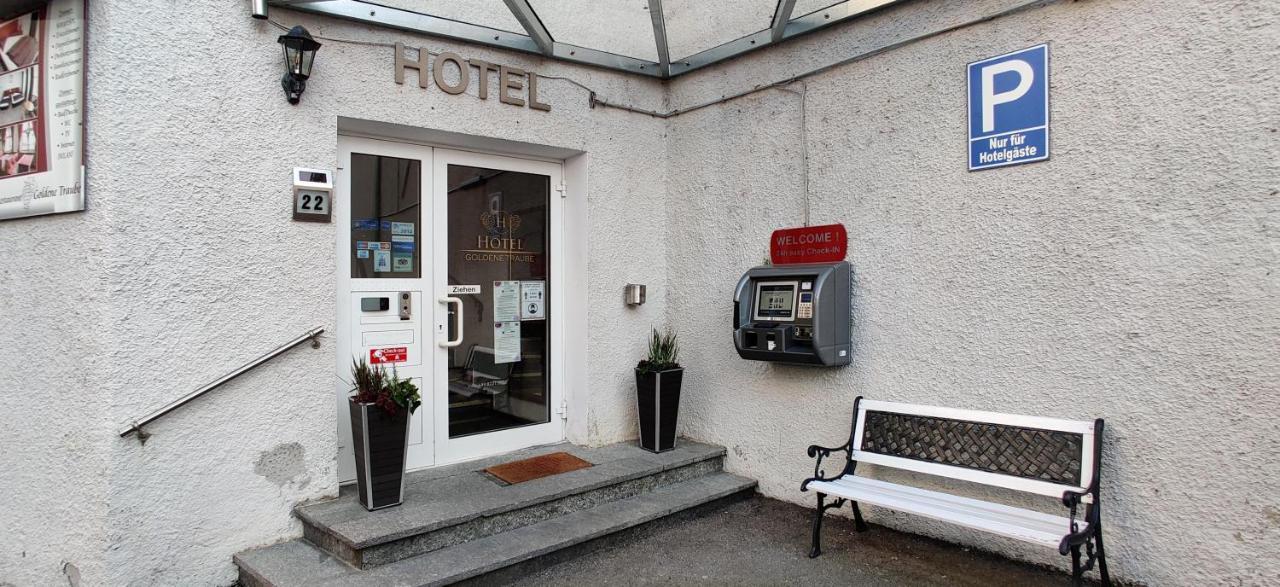 Hotel Goldene Traube ギュンツブルク エクステリア 写真